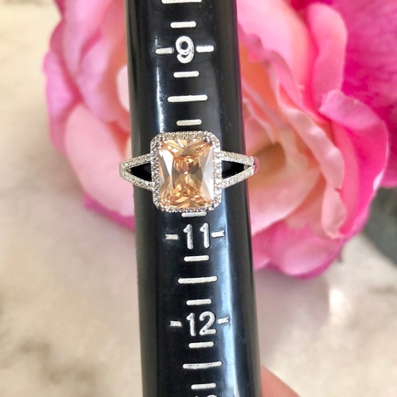 Princess Cut Peach Morganite Ring - Picture 9 of 9
